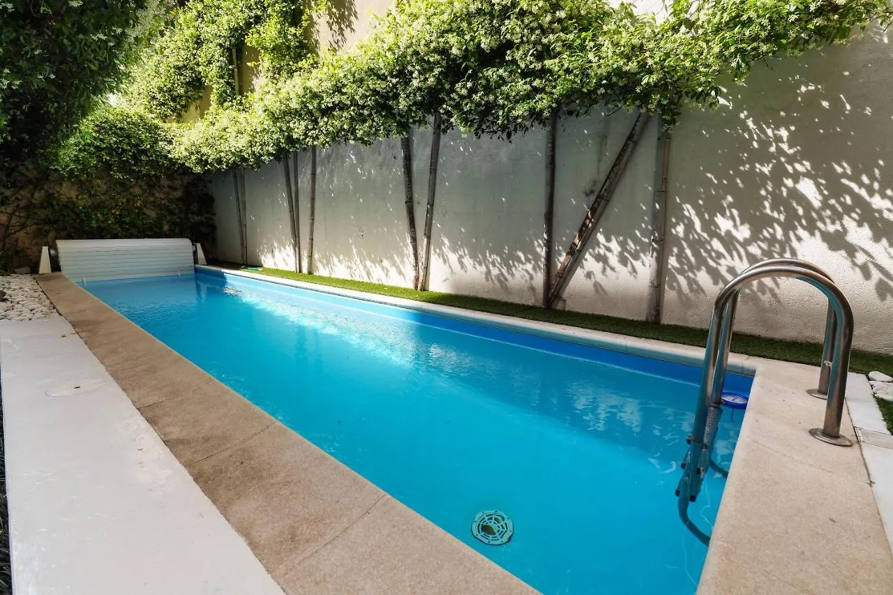 Lägenhet Prestige Boutique Homes - Garden & Pool Milano Italien