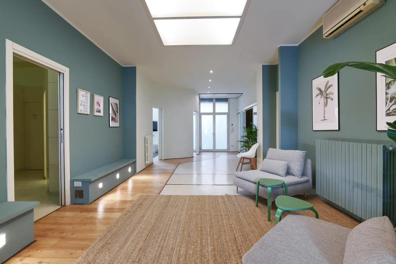 Prestige Boutique Homes - Garden & Pool Milano Lägenhet